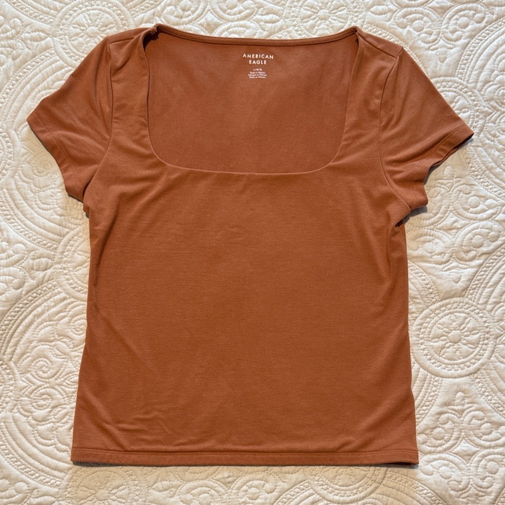 American Eagle Outfitters Baby Tee